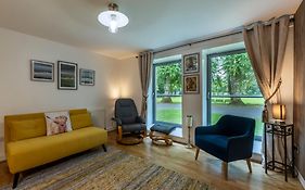 Raven Wing 2 Apartment- Highland Club Scotland